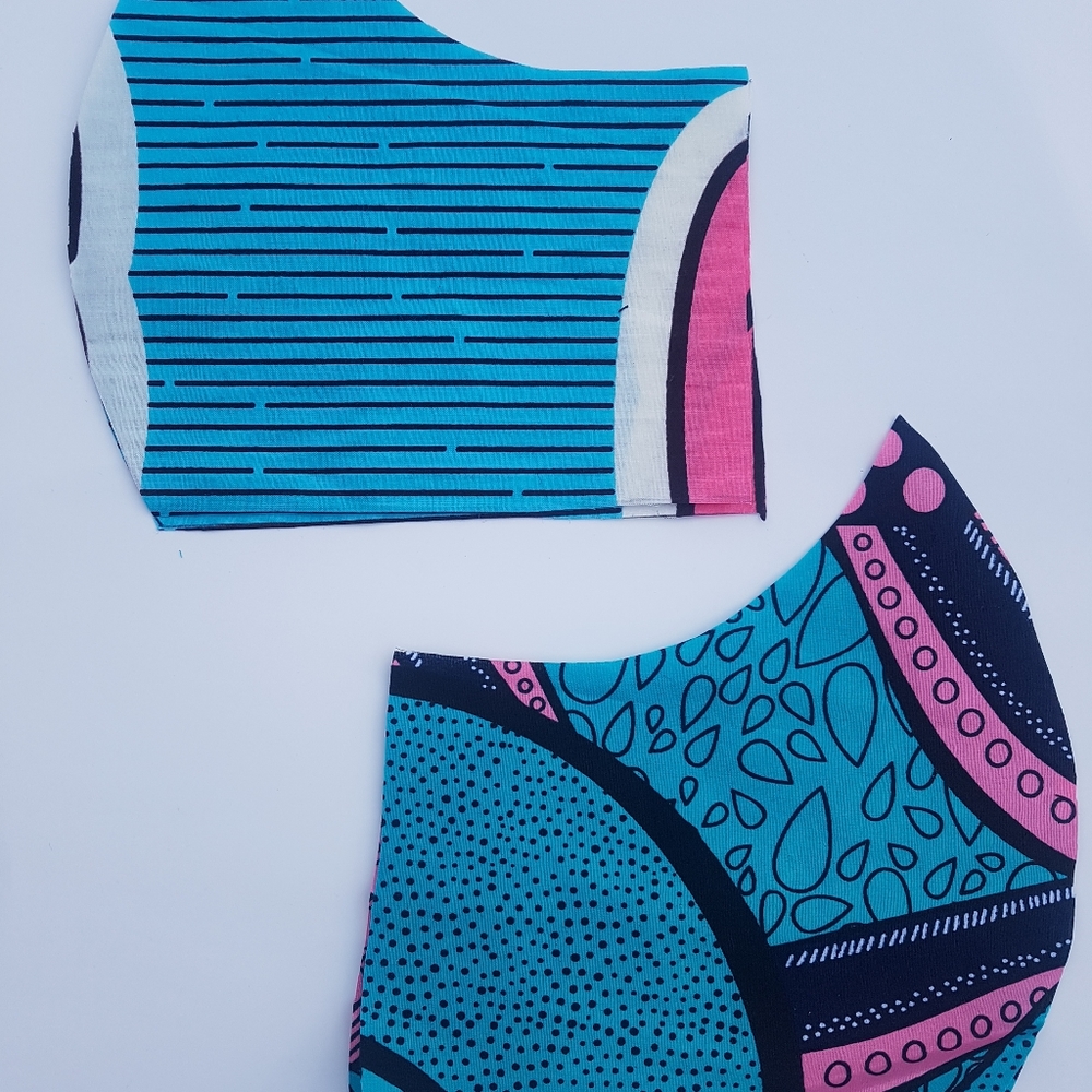 Reversible African Face Mask - Picture 6 of 16